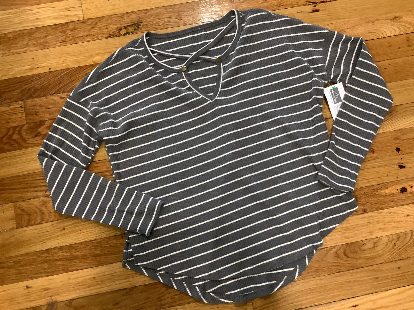 Women’s Medium Gray & White Striped Long Sleeve